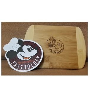 Disney World Passholder Magnet & Cutting Board